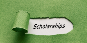 are scholarships tax deductible